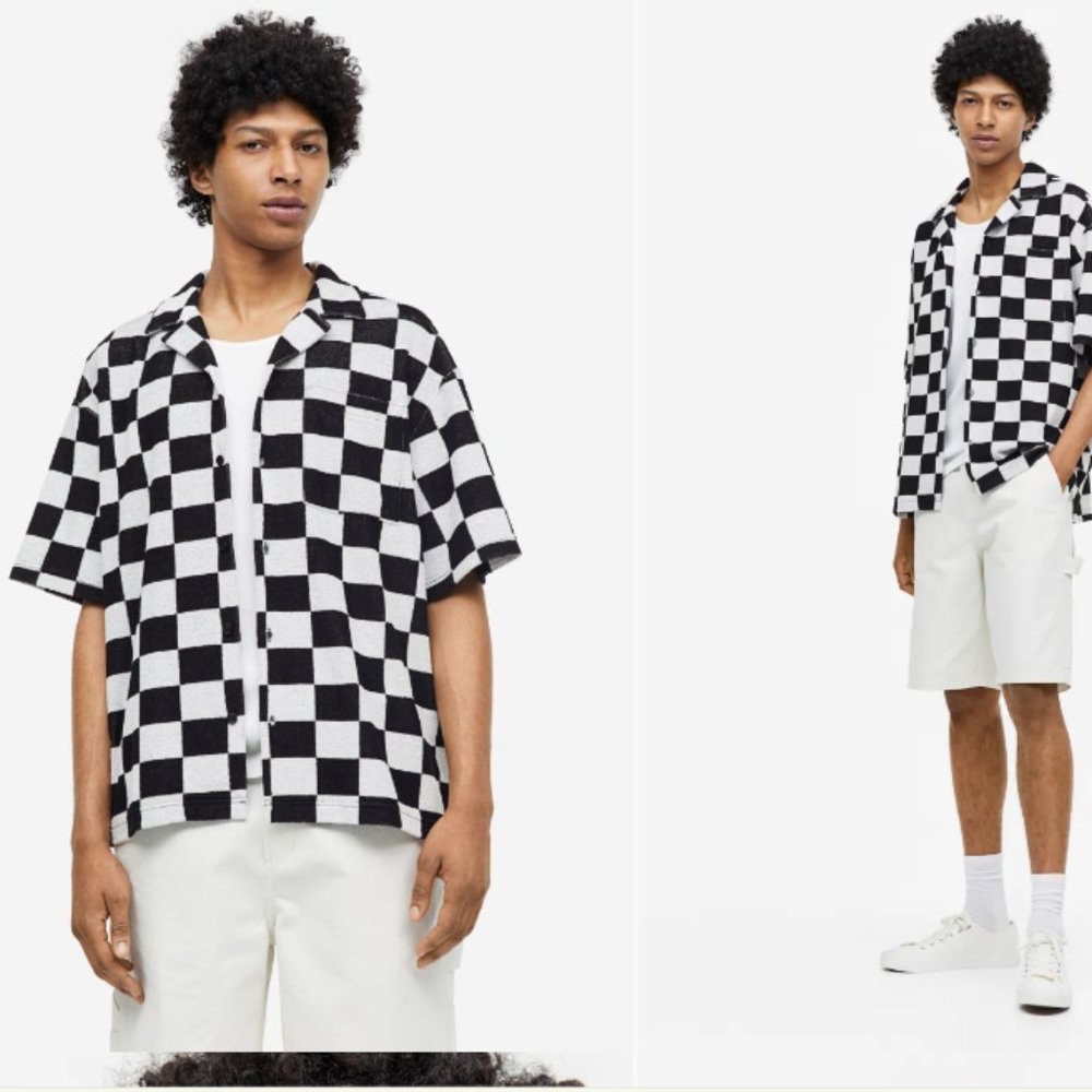 NWT Relaxed Fit Mens Button Down